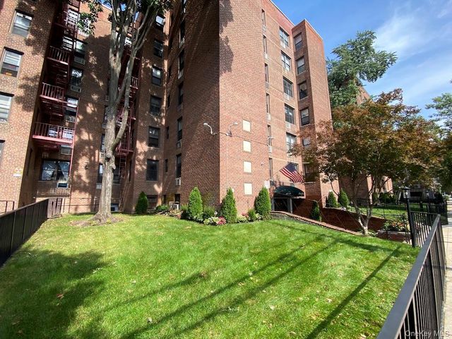 65-15 38th Avenue 6R, Woodside, NY 11377