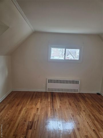 221-20 137th Avenue, Springfield Gardens, NY 11413