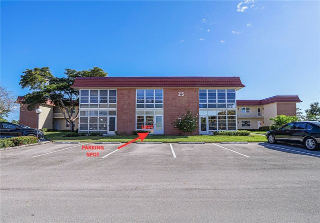 25 Pine Arbor Lane 104, Vero Beach, FL 32962