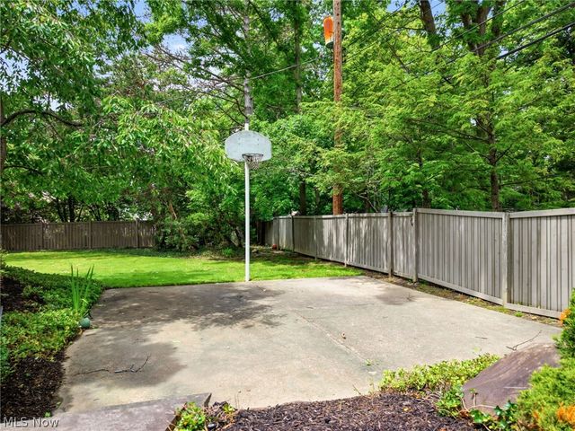 4411 University Pky, University Heights, OH 44118