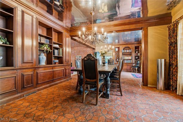 4411 University Pky, University Heights, OH 44118