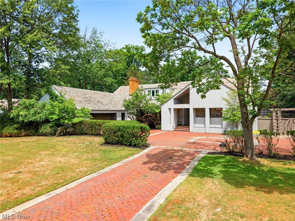 4411 University Pky, University Heights, OH 44118