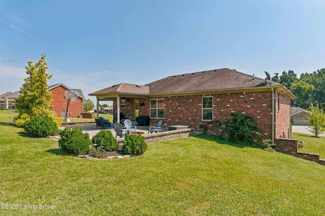 130 Cessna Ct, Taylorsville, KY 40071