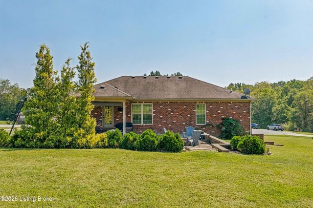 130 Cessna Ct, Taylorsville, KY 40071