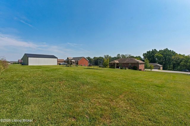 130 Cessna Ct, Taylorsville, KY 40071