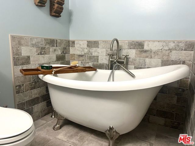 15328 Acacia Way, Pine Mtn Club, CA 93222