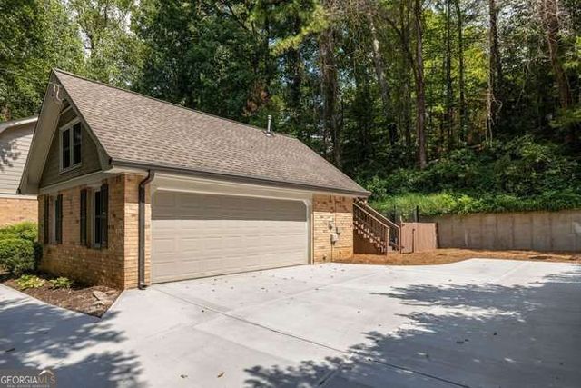 2497 Greenglade Road NE, Atlanta, GA 30345