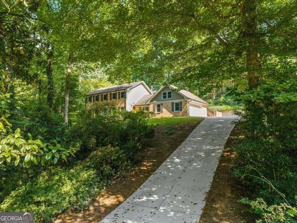 2497 Greenglade Road NE, Atlanta, GA 30345