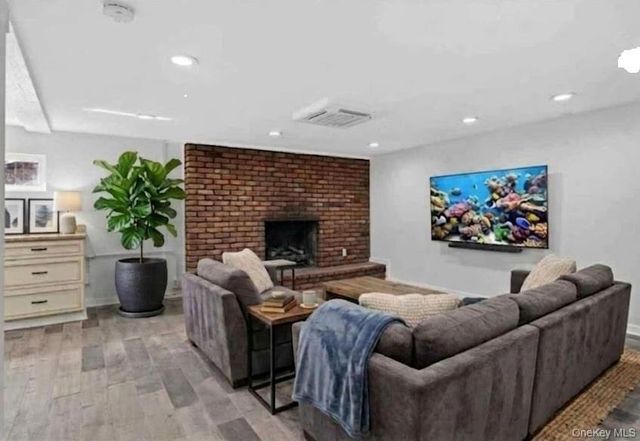 36 Sands Point Road, Washingtonville, NY 10992