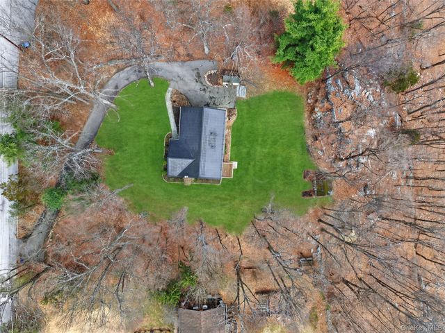 36 Sands Point Road, Washingtonville, NY 10992