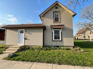 109 S Washington Street, Genoa, IL 60135