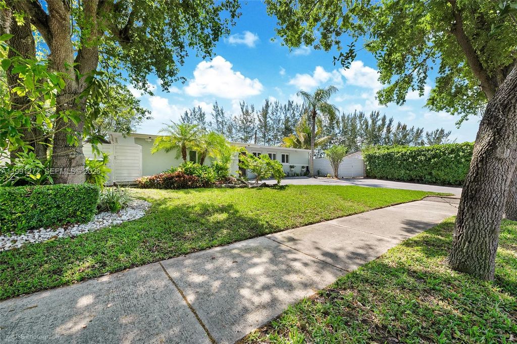 8535 SW 97th Road, Miami, FL 33173