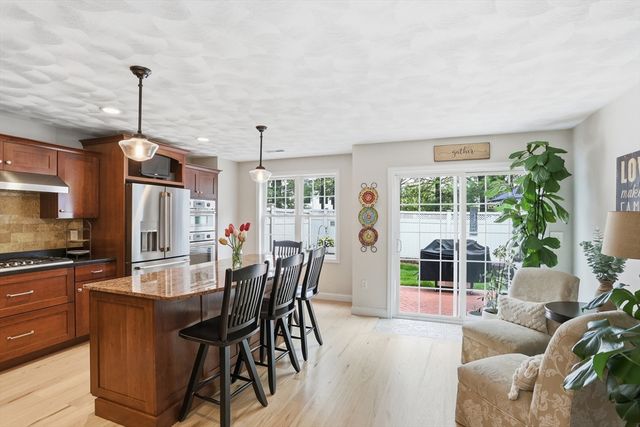7 Jills Way 7, Tewksbury, MA 01876