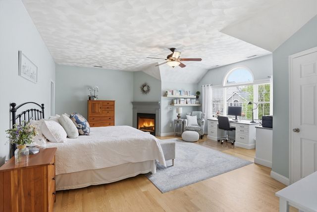 7 Jills Way 7, Tewksbury, MA 01876