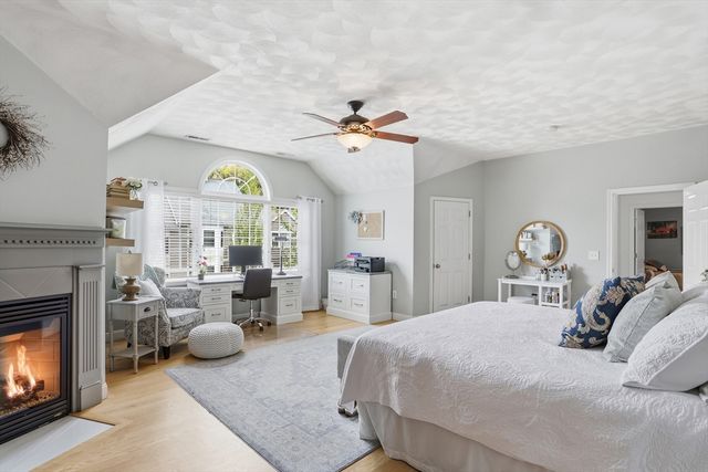 7 Jills Way 7, Tewksbury, MA 01876