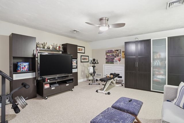 7 Jills Way 7, Tewksbury, MA 01876