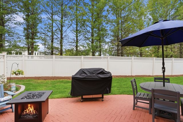 7 Jills Way 7, Tewksbury, MA 01876