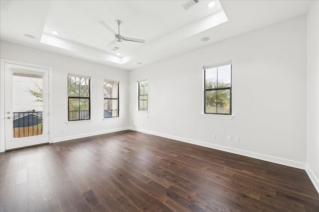 2011 Colorado Street, Houston, TX 77007