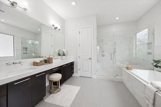 2011 Colorado Street, Houston, TX 77007