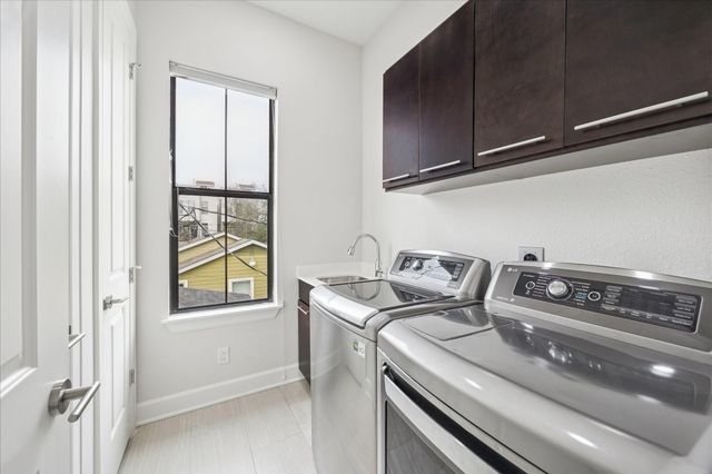 2011 Colorado Street, Houston, TX 77007