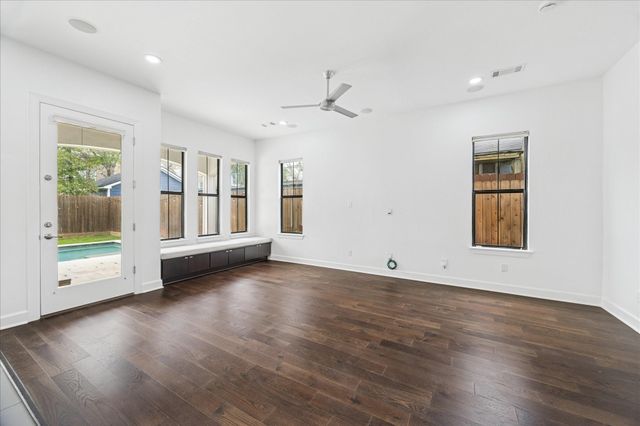 2011 Colorado Street, Houston, TX 77007