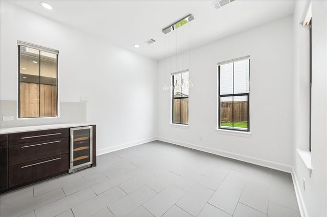 2011 Colorado Street, Houston, TX 77007