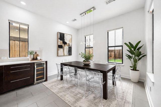 2011 Colorado Street, Houston, TX 77007