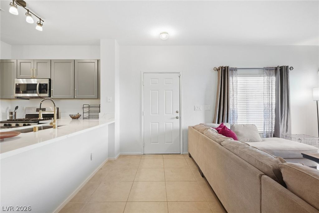 2586 Velez Valley Way, Henderson, NV 89002 — photo 4