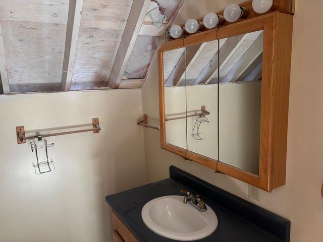 22 Hubbard Park Drive, Montpelier, VT 05602