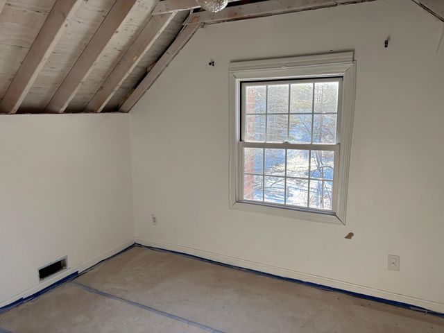 22 Hubbard Park Drive, Montpelier, VT 05602