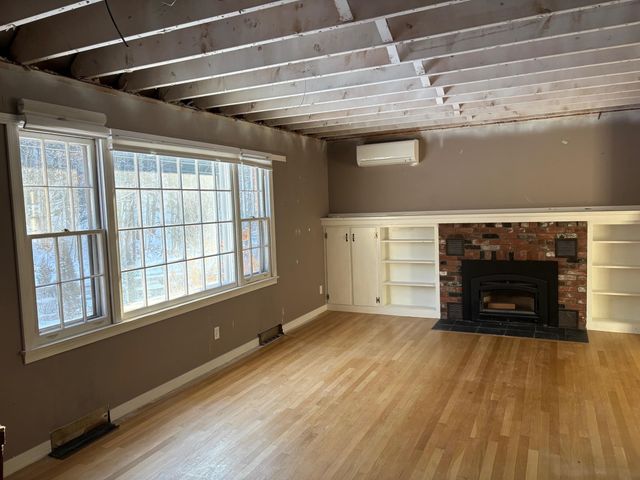 22 Hubbard Park Drive, Montpelier, VT 05602