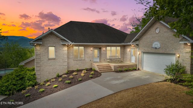 306 & 310 Teague Lane, Sevierville, TN 37862
