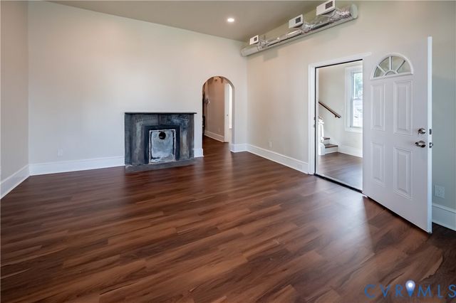 840 Commerce St, Petersburg, VA 23803