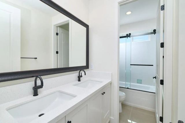 2045 Verne View, Carlsbad, CA 92008