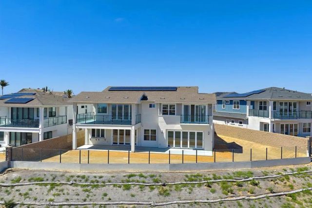 2045 Verne View, Carlsbad, CA 92008