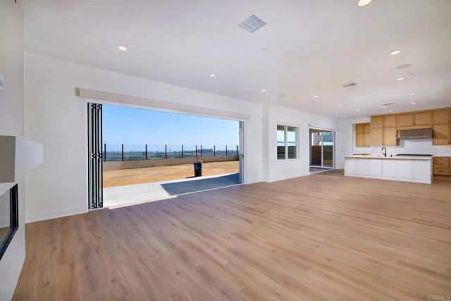 2045 Verne View, Carlsbad, CA 92008