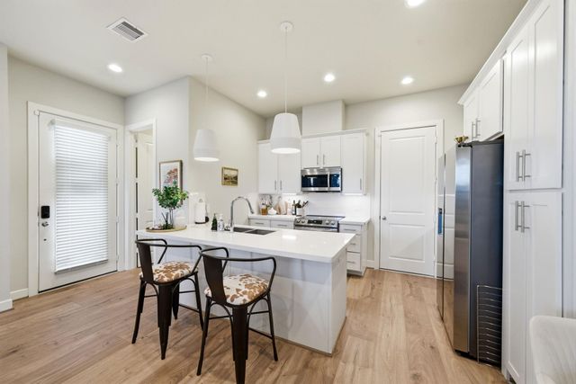 5929 Haring Lane, Houston, TX 77091