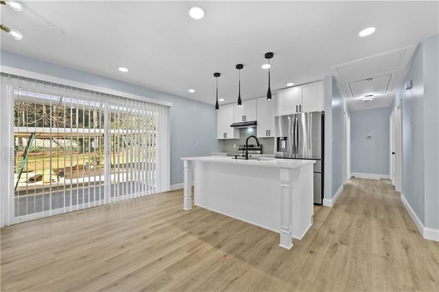 1728 Wayland NE Circle, Brookhaven, GA 30319