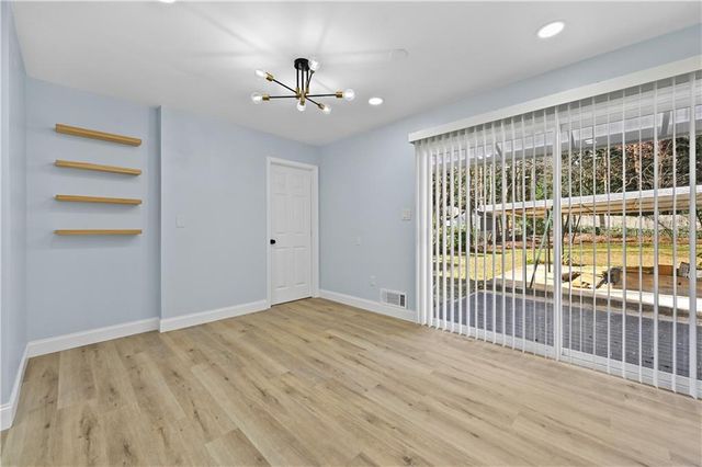 1728 Wayland NE Circle, Brookhaven, GA 30319