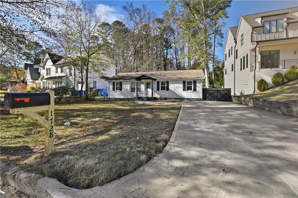 1728 Wayland NE Circle, Brookhaven, GA 30319