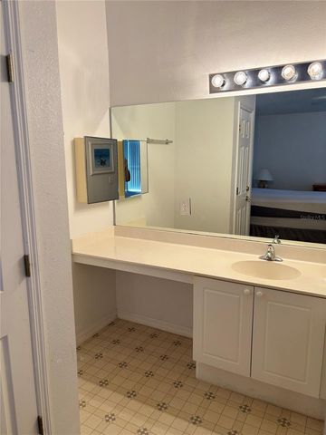 8804 GRAND PALMS CIRCLE Unit B, Kissimmee, FL 34747