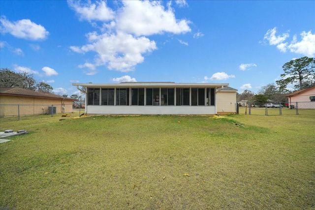 544 SILVER COURSE COURT, Ocala, FL 34472