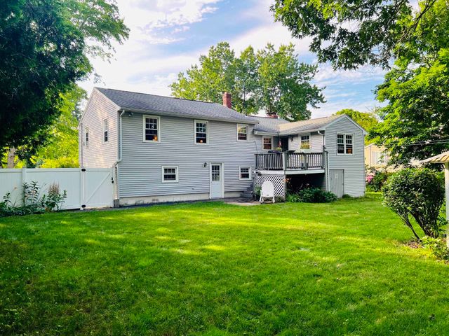 21 Elmwood Avenue, Salem, NH 03079