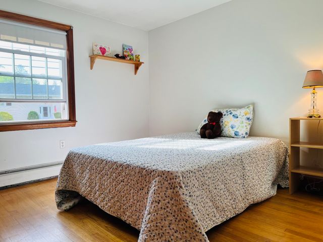 21 Elmwood Avenue, Salem, NH 03079