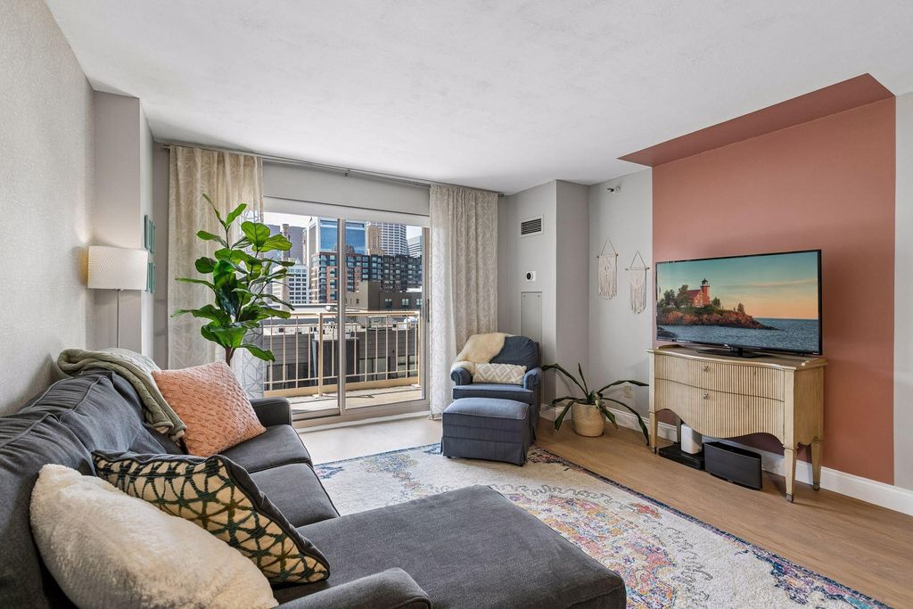 401 S 1st Street 616, Minneapolis, MN 55401 — photo 4