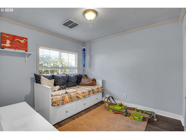 11446 Ne SAN RAFAEL St, Portland, OR 97220