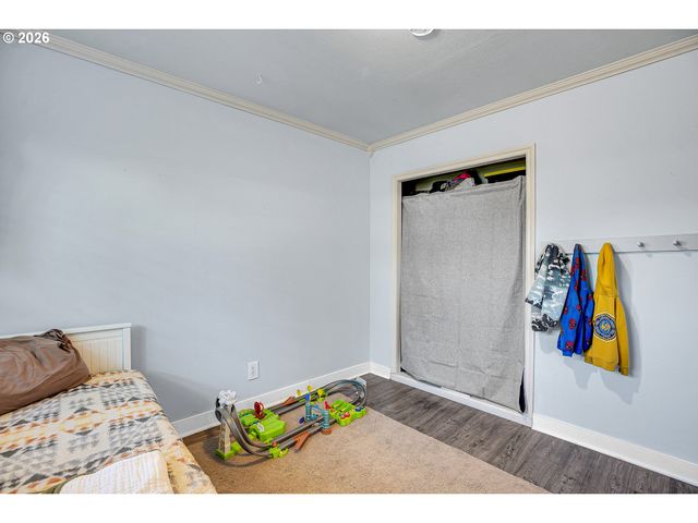 11446 Ne SAN RAFAEL St, Portland, OR 97220