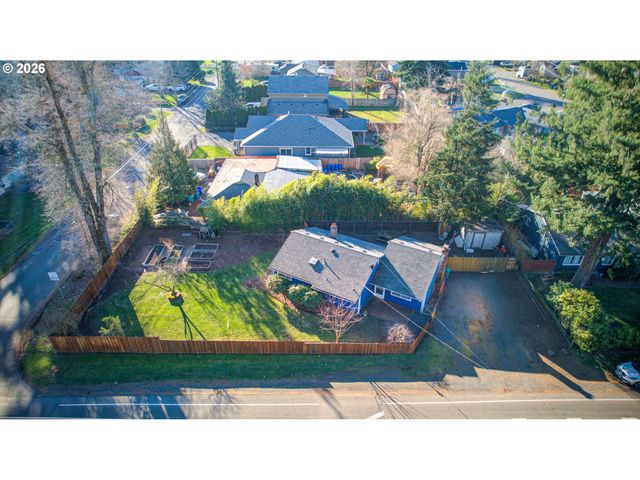 11446 Ne SAN RAFAEL St, Portland, OR 97220