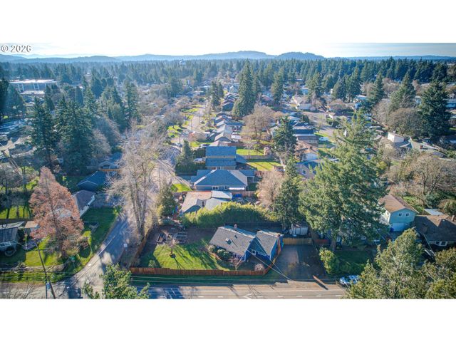 11446 Ne SAN RAFAEL St, Portland, OR 97220