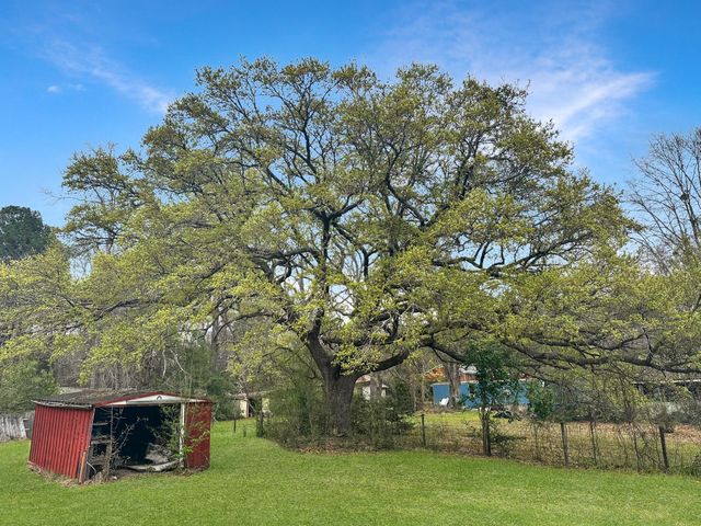 308 Herring, Leesville, LA 71446